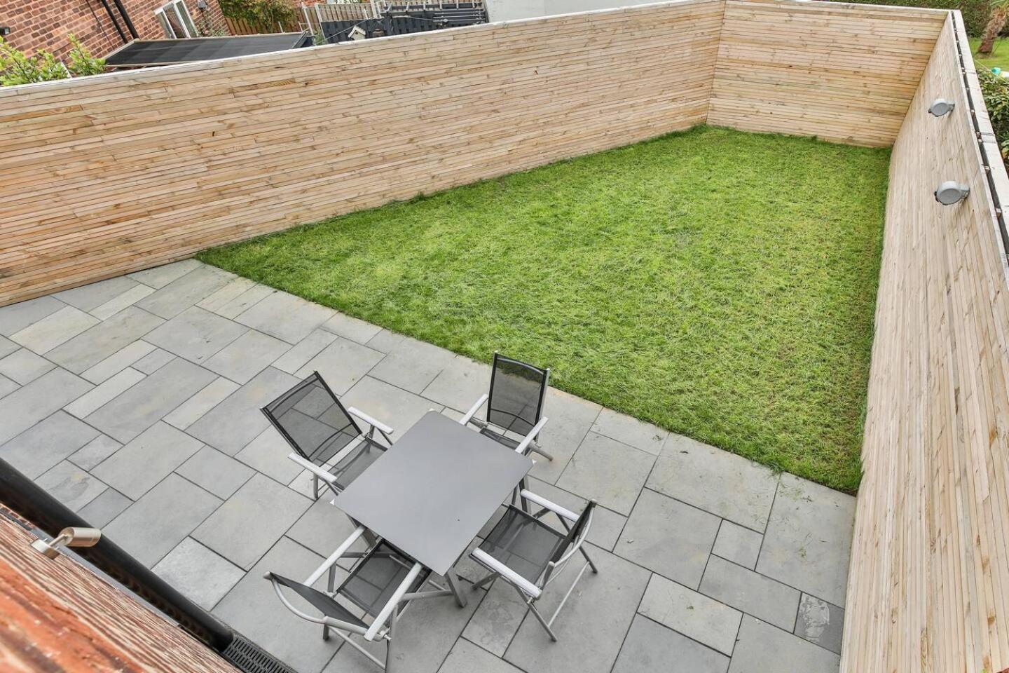 Magnificent, Renovated Whole House With Garden Villa Sheffield Exterior photo