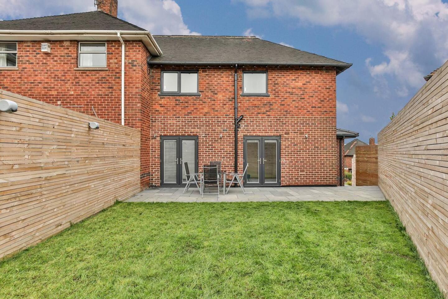 Magnificent, Renovated Whole House With Garden Villa Sheffield Exterior photo