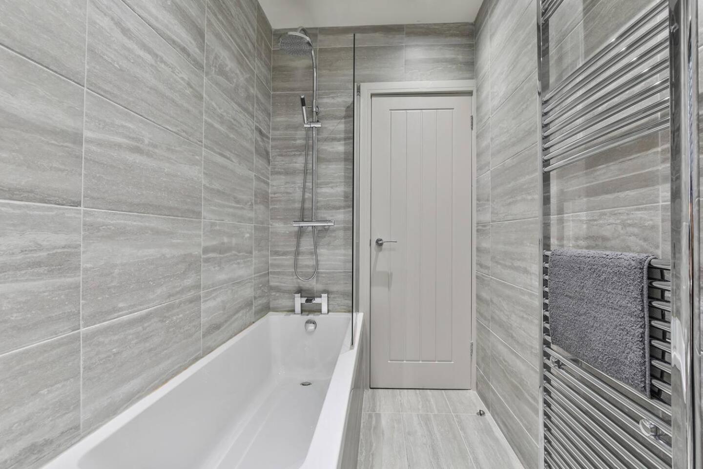 Magnificent, Renovated Whole House With Garden Villa Sheffield Exterior photo